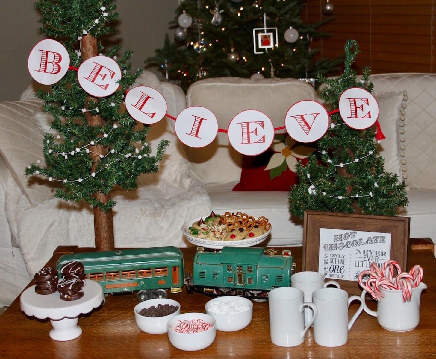 Polar Express Movie Night - Pixie Dust &amp; Posies