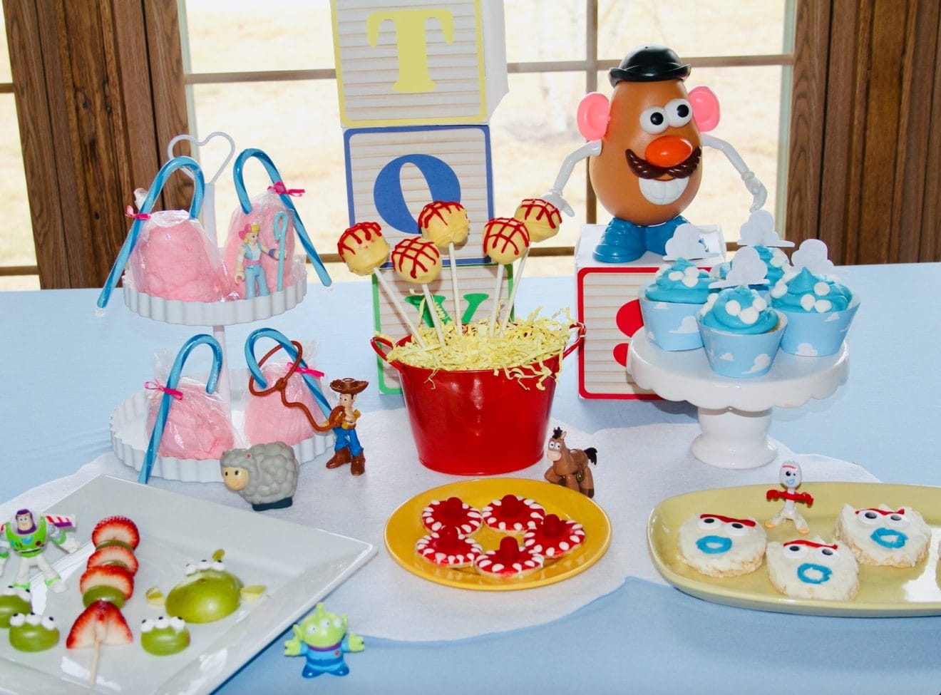 Toy Story Movie Night Pixie Dust & Posies